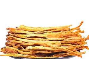 如何处理黄花菜？（从晒干到烹饪，教你吃出黄花菜的最佳口感！）