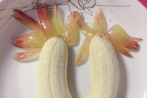 多彩水果拼盘的创意制作（以苹果、葡萄和橘子为主打，打造美味健康的水果盛宴）
