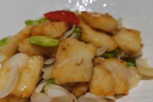 滑滑菜——美味佳肴（揭开滑滑菜的美食之谜）